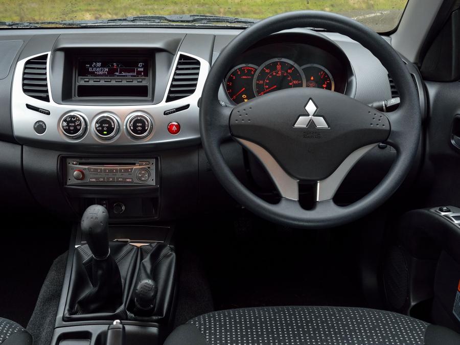  Mitsubishi L200 Trojan 2014 года  (фото 7 из 9)